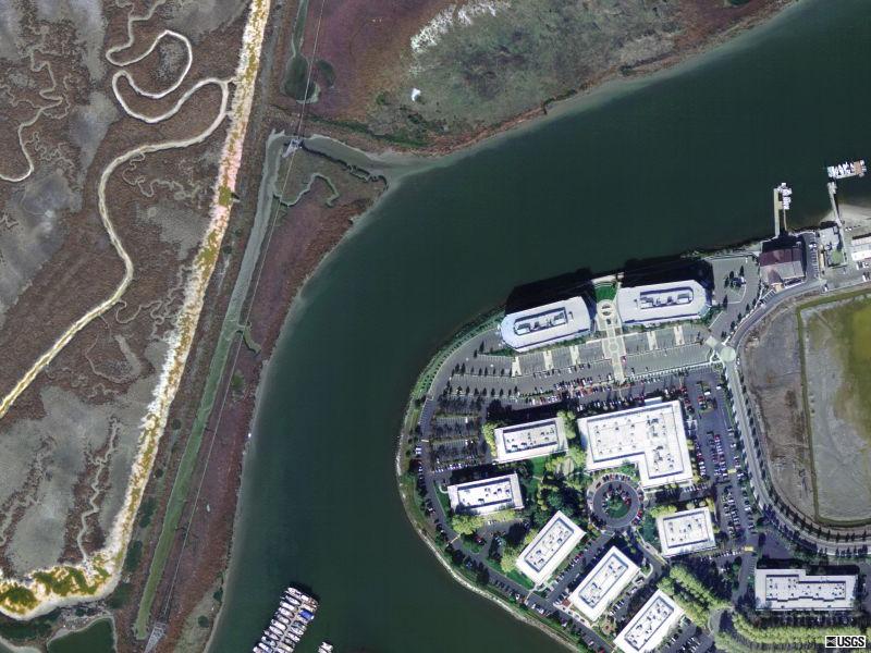 2004 USGS photo of former location of Redwood City facility